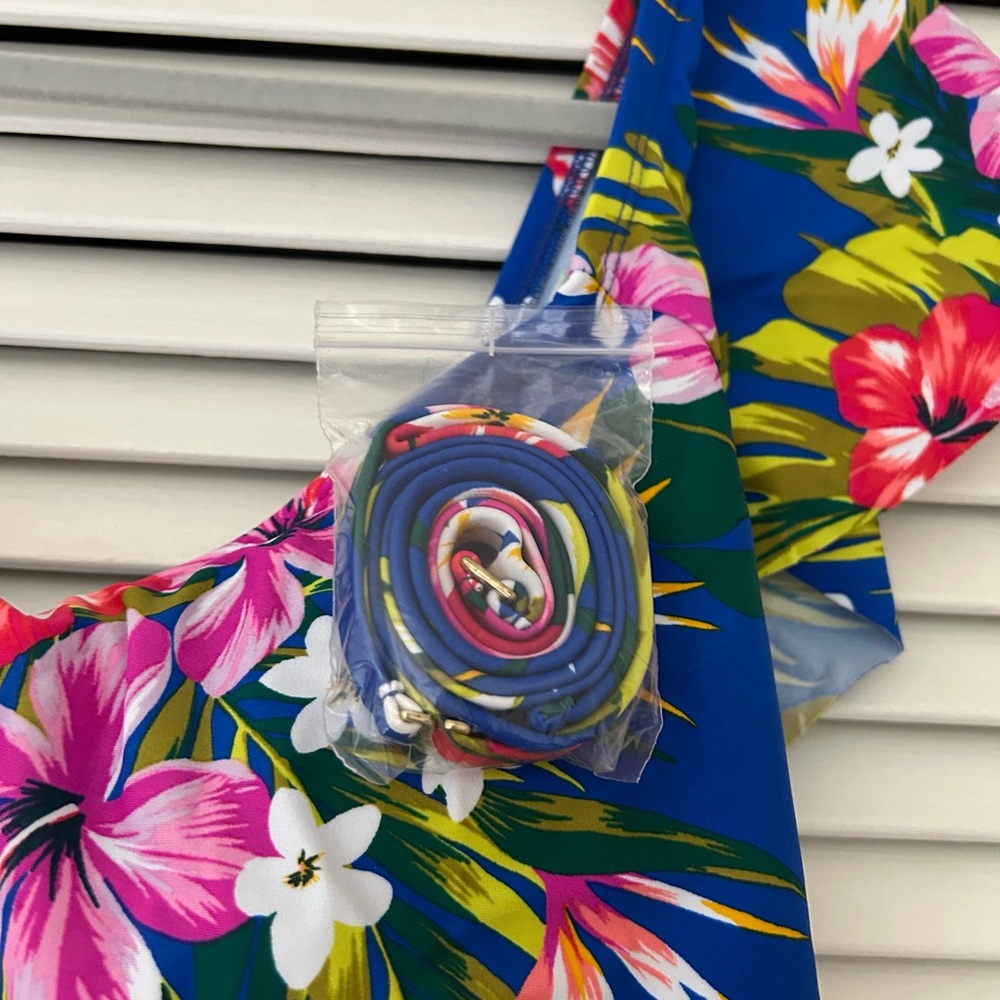 Target Floral Ruffle One-Piece Swimsuit - Picture 3 of 5